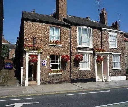 Monkgate 3*